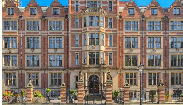 London School of Economics and Political Science (LSE)